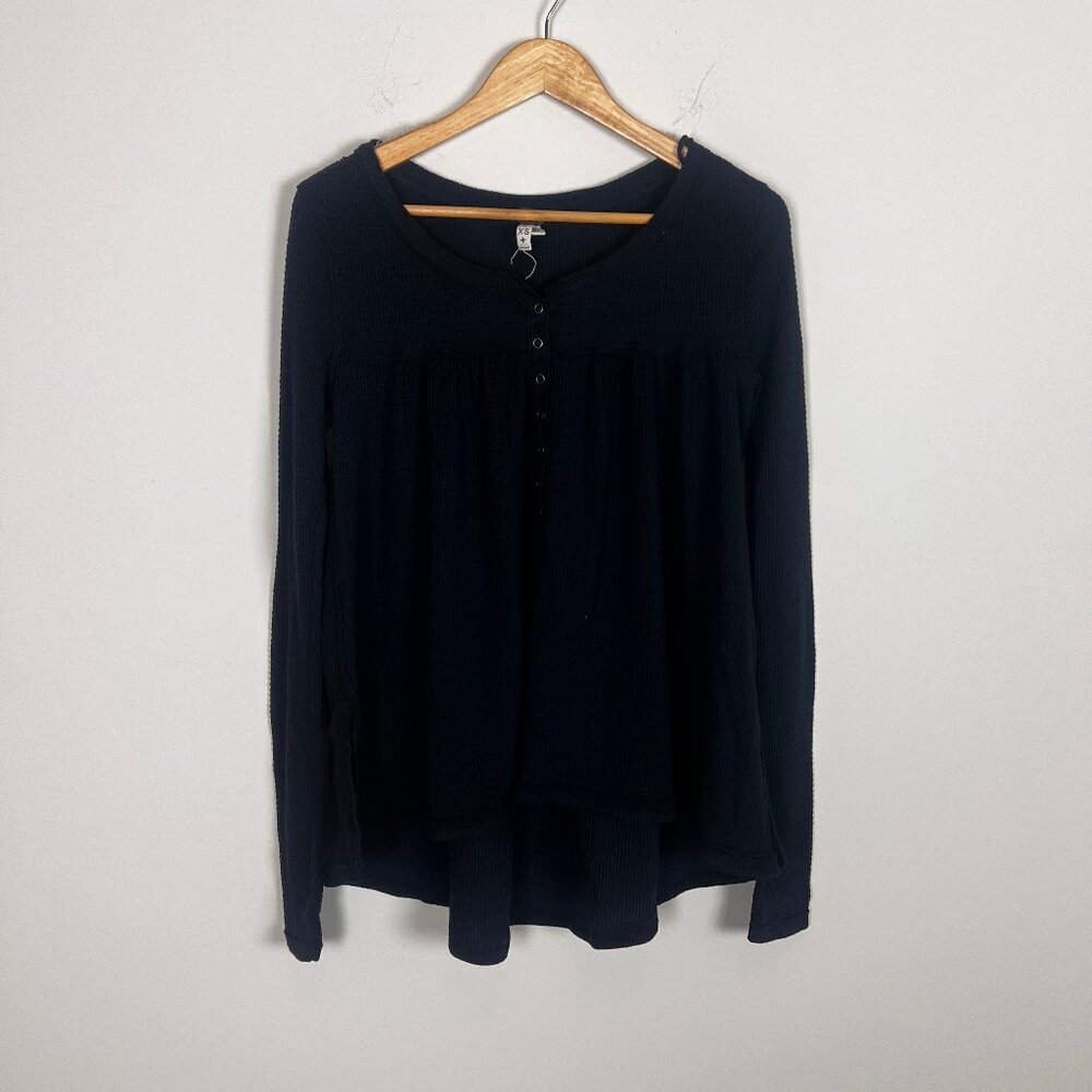 2/$30 Free People Top XS